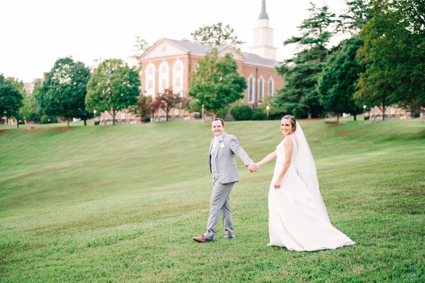 Charlottesville VA wedding photographer, Sweet Briar College bride, 