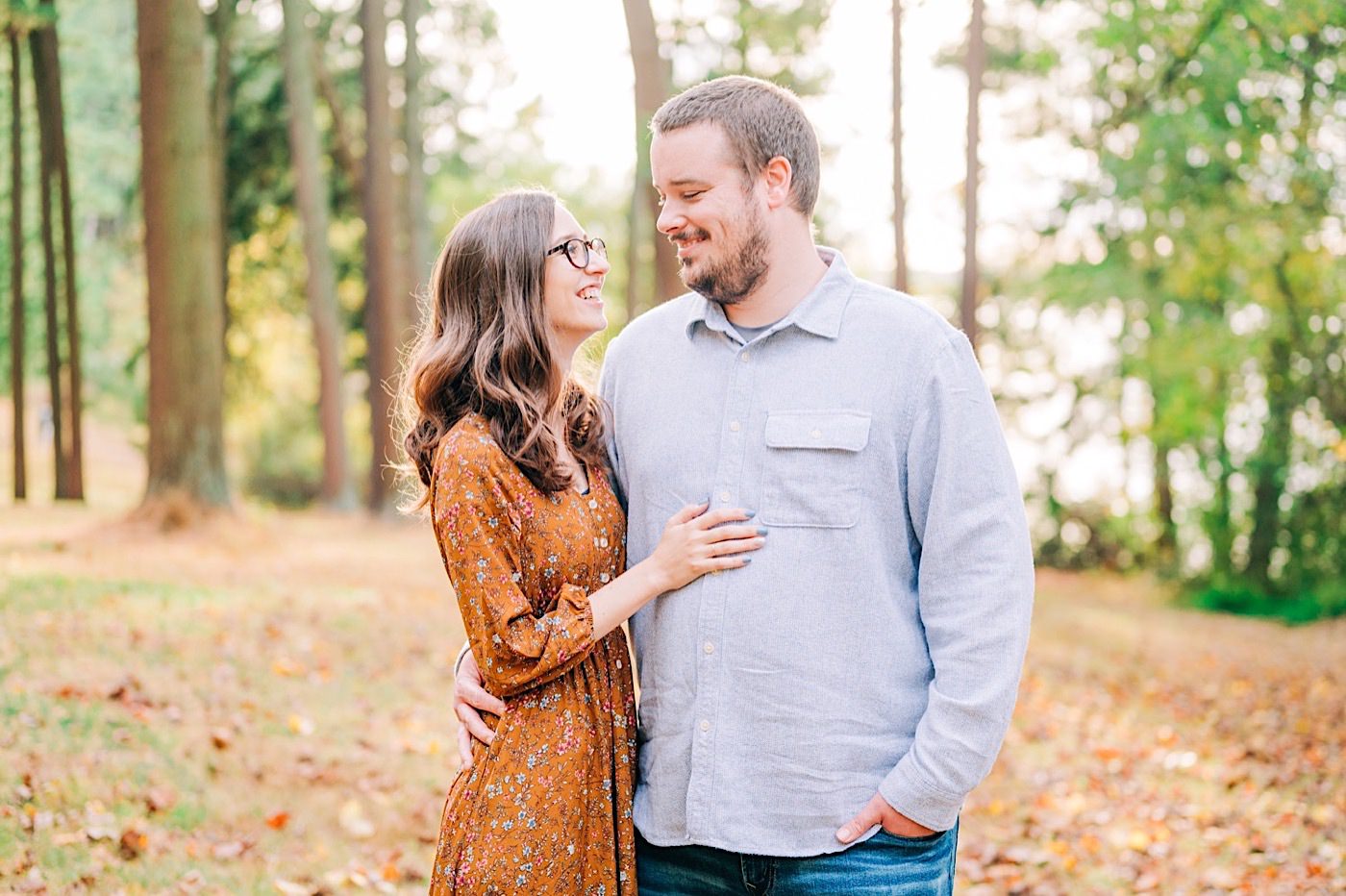 Southern Maryland Wedding Photographer, Loch Raven Reservoir Engagement Session, fall engagement inspo, Baltimore MD Photographer