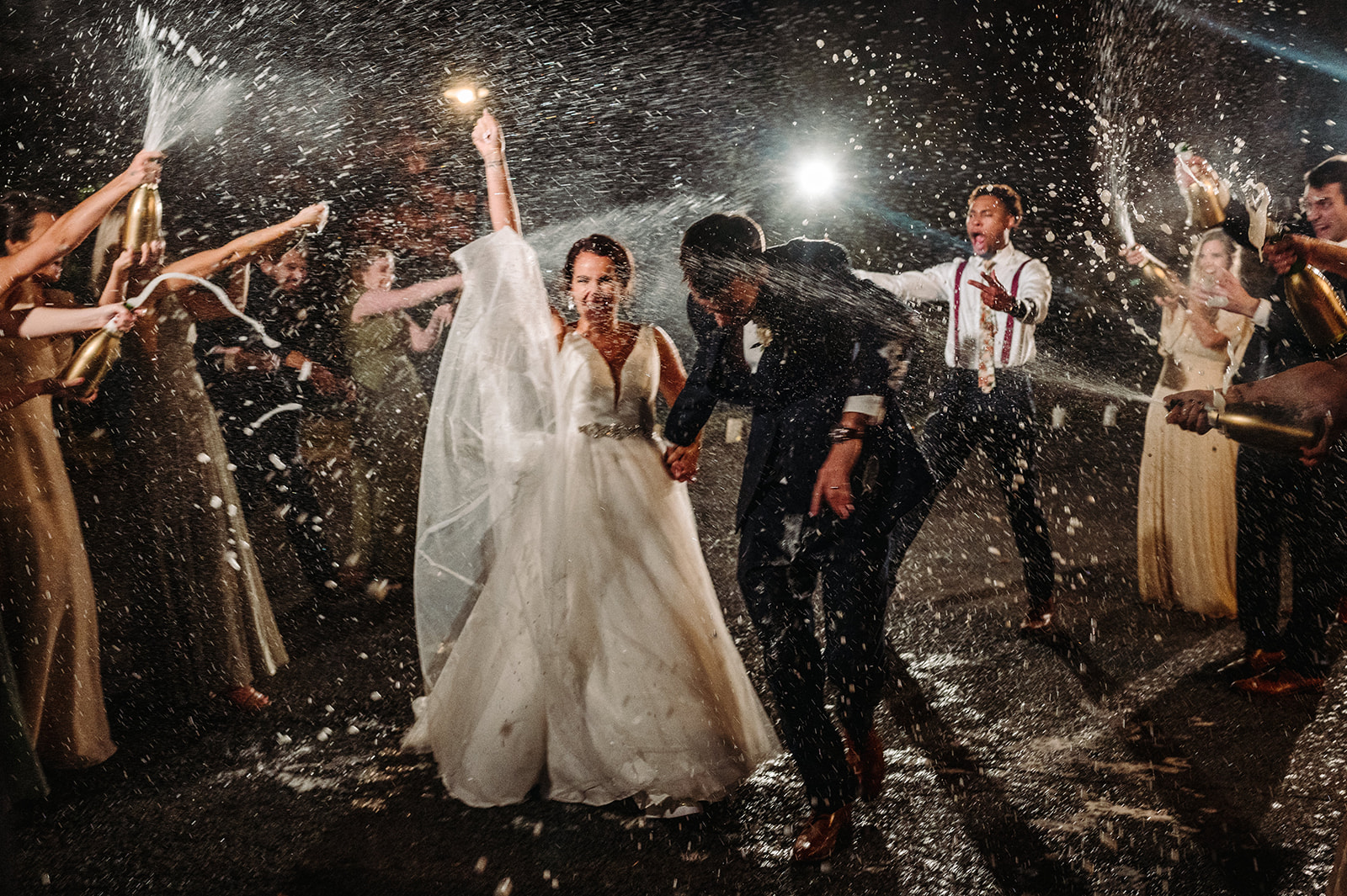 champagne wedding send off, washington dc wedding photographer, night time photographer